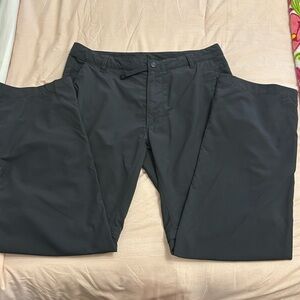 The north face men’s windbreaker multiway pants